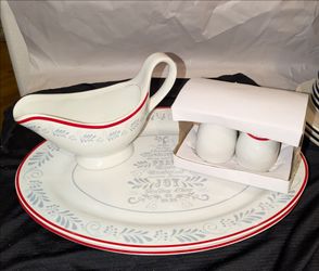 Vintage serving set