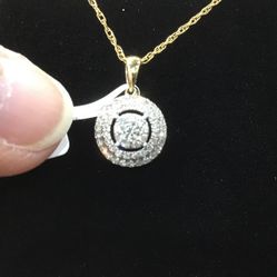 10kt Gold and Diamond Pendant