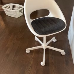 Desk Chair 