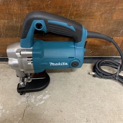 Makita JS3201 10 Gauge Metal Shears