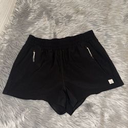 Vuori Dash Shorts 