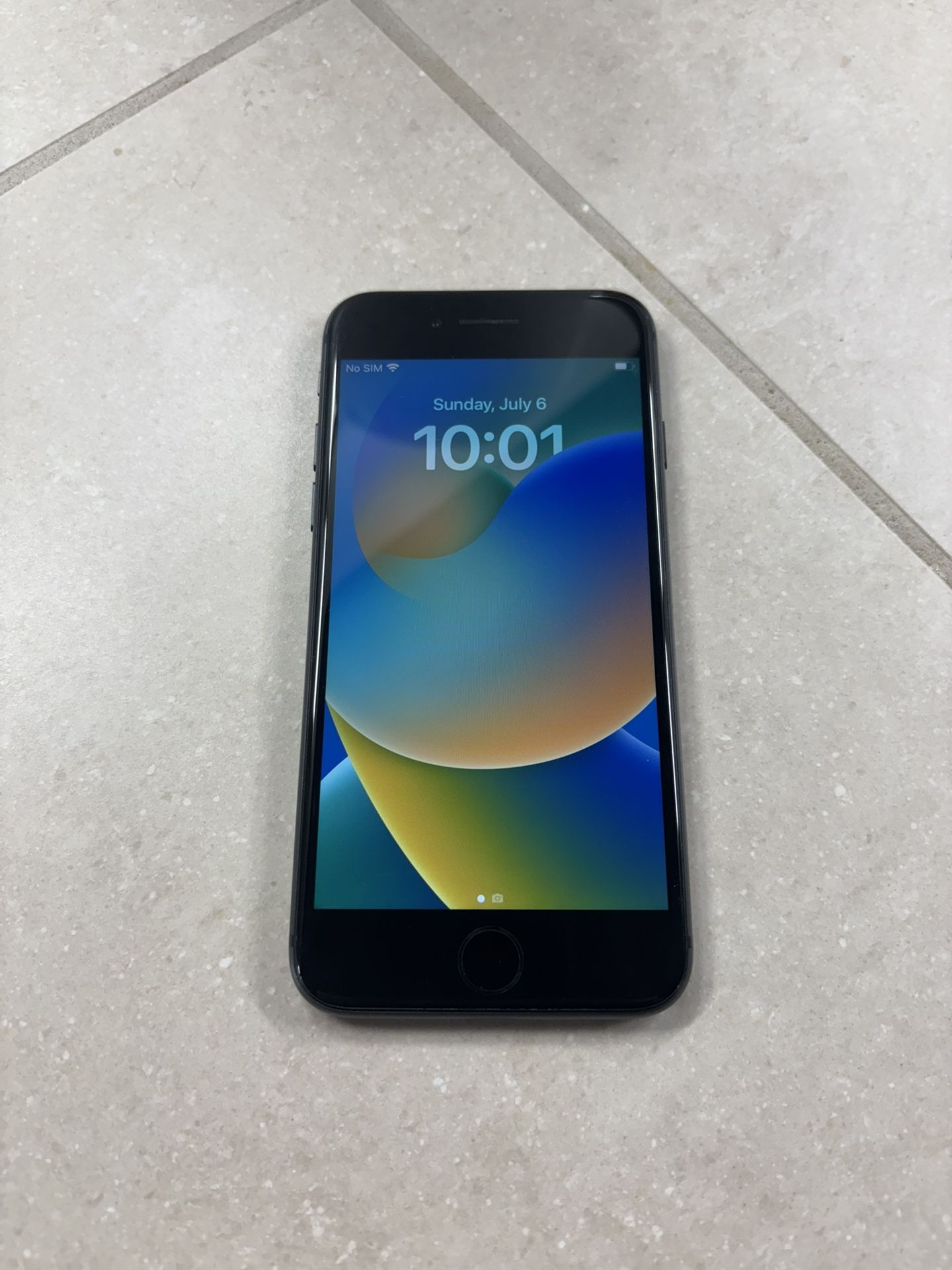 Apple iPhone 8 64GB AT&T