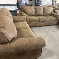 SOFA AND LOVESEAT FREE DELIVERY 🚚 