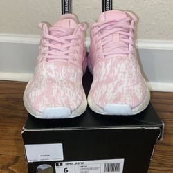 AUTHENTIC-NEW-BY9315-Adidas Women NMD R2 W Pink Wonder Pink Core Black-SIZE 6