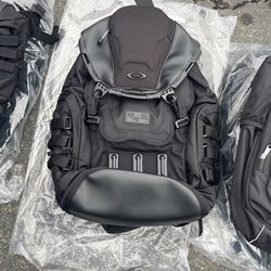 Oakley Kitchen Sink Backpack