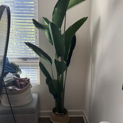 Tall Indoor Artificial Movable Plant And Pot 