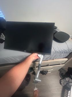 LG Monitor with Adjustable Desk Mount Arm Combo
