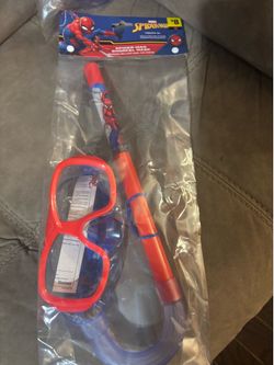 Kids snorkeling mask