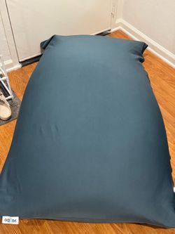 YOGIBO MAX BEAN BAG