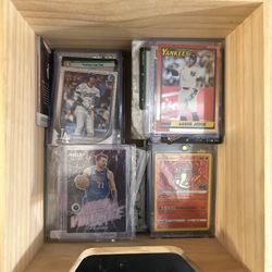 Cards. Baseball. Pokémon. Anime. Dbz. NBA. NFL. 