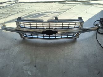 Chevy Tahoe grill 2000-2009