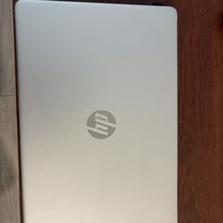 HP Pavilion 15 Laptop 15.6” Touchscreen 16GB RAM  1TB SSD  Windows 11