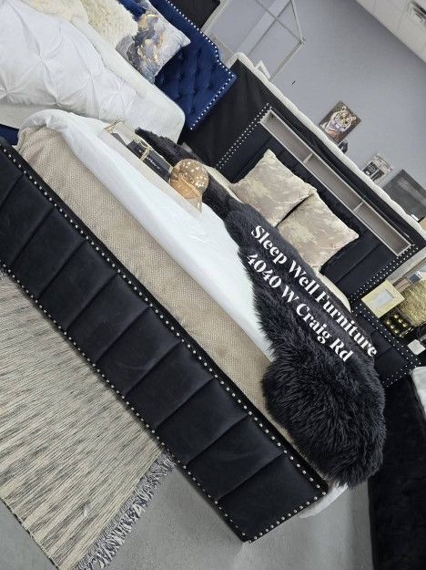 ✨️4pc Queen, King Bedrooms ✨️ Furniture Sectionals, Dining Avail