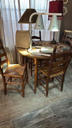 Dining room table & chairs