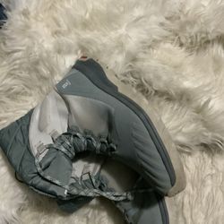 Salomon Woman Non Soil  Boot