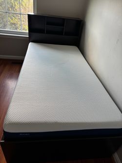 Twin frame and bed