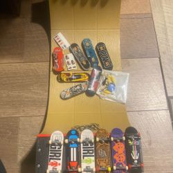 Fingerboards With Half pipe 