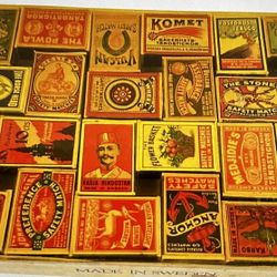 LARGE COLLECTION OF DIFFERENT SWEDISH MATCH BOXES 