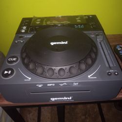 CDJ-210 professional  MP3/CD player