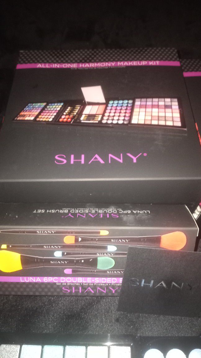 Shanynation All In One Makeup Set And 6dbl Ended Brush Sets