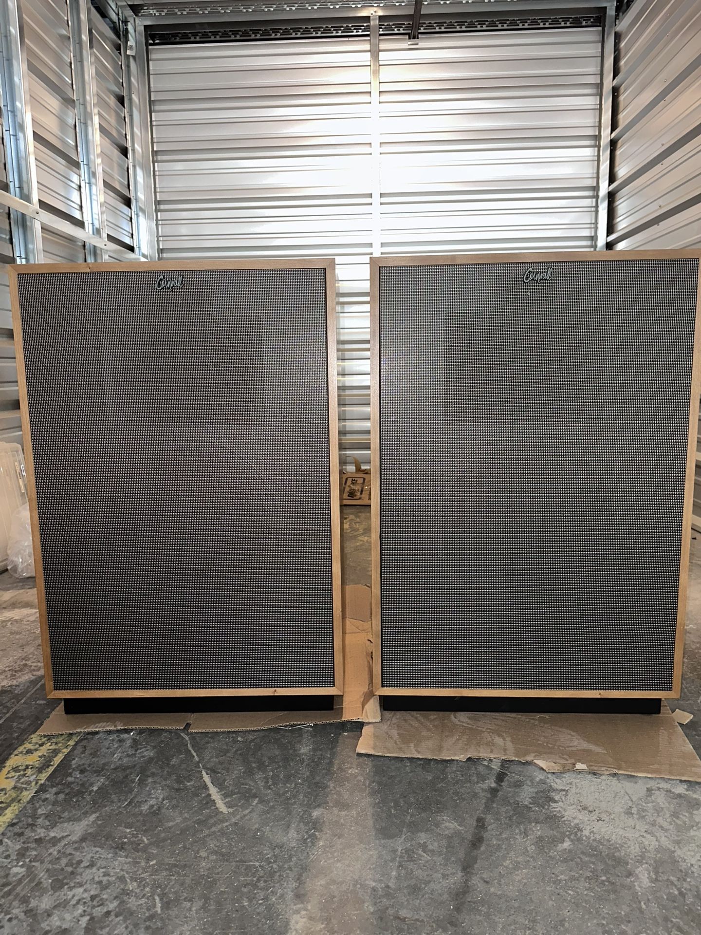 [NEW] Klipsch Heritage Cornwall IV Speakers (natural Cherry)