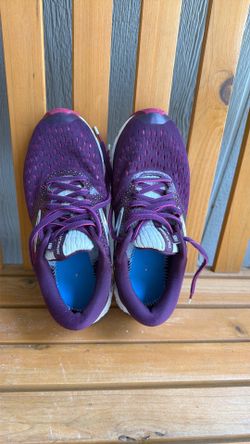 Ladies Brooks Running Shoes