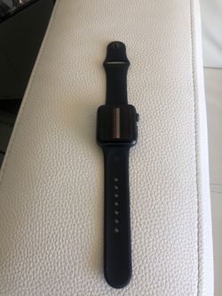 Apple Watch series 3 42mm gps cellular broken