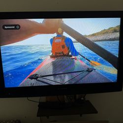 Two 32” TV W/wall Mount (no Stand)