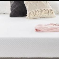 Sleep 10’ Medium Memory Foam Mattress 