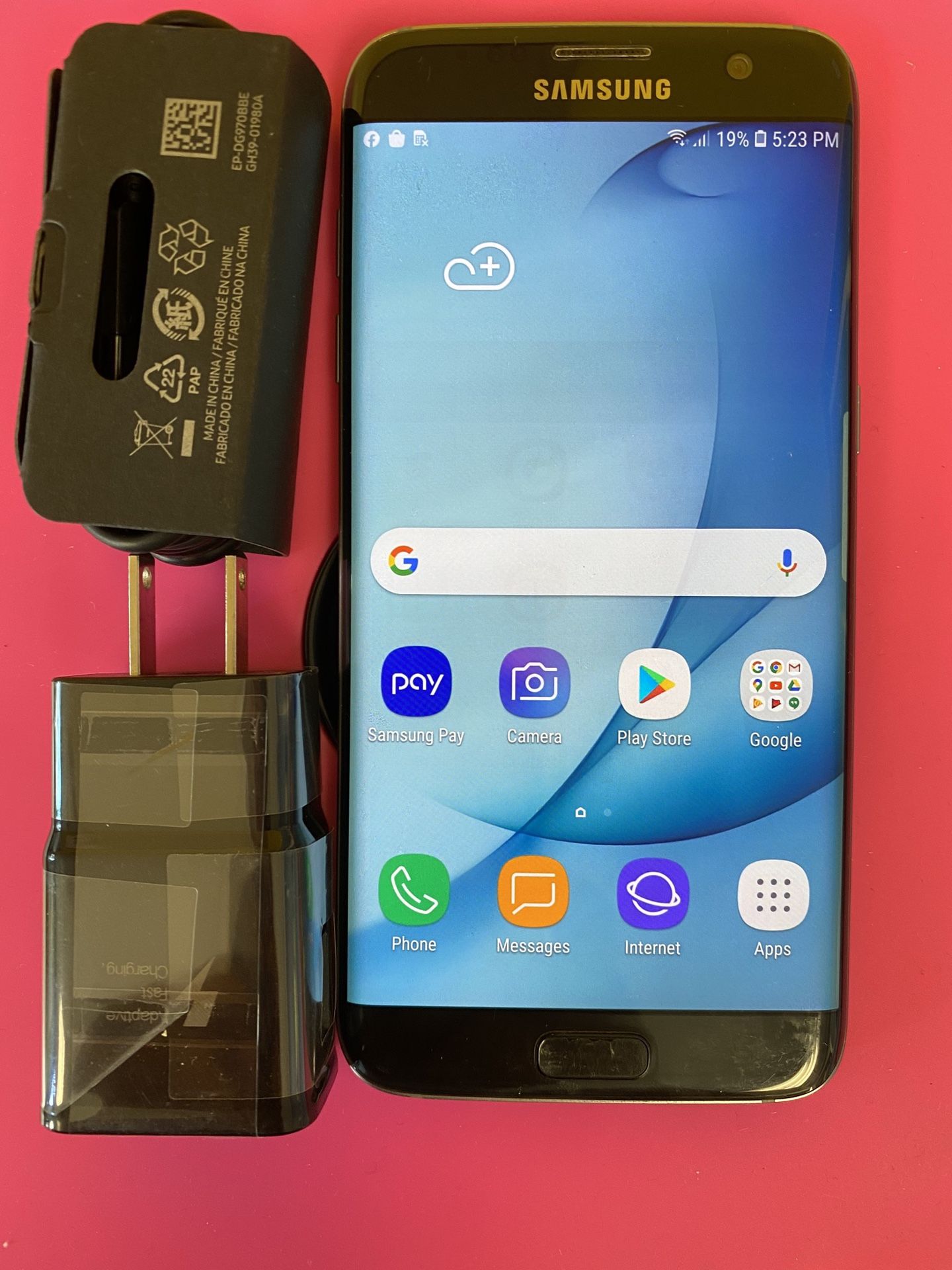 Samsung galaxy s7 edge unlocked , store warranty
