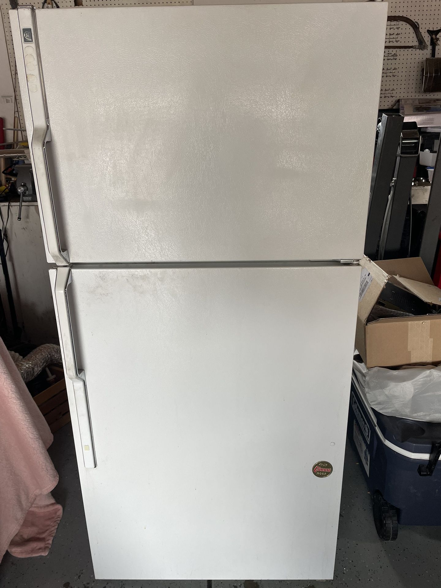 GE Refrigerator Freezer (used)