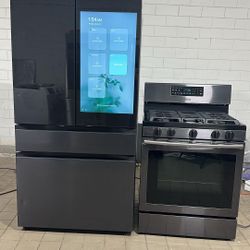 Samsung Family Hub Fridge + Gas Stove Set