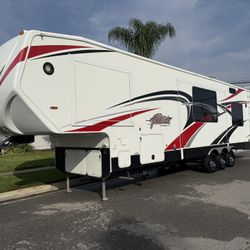 2013 Attitude 39TSG Wide Body