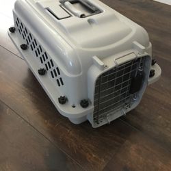 Small Pet Carrier NEW