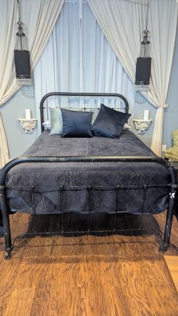 Vintage style black metal bed frame and mattress set