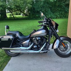 2014. Kawasaki motorcycle Vulcan, how could he sell it to the a's office and