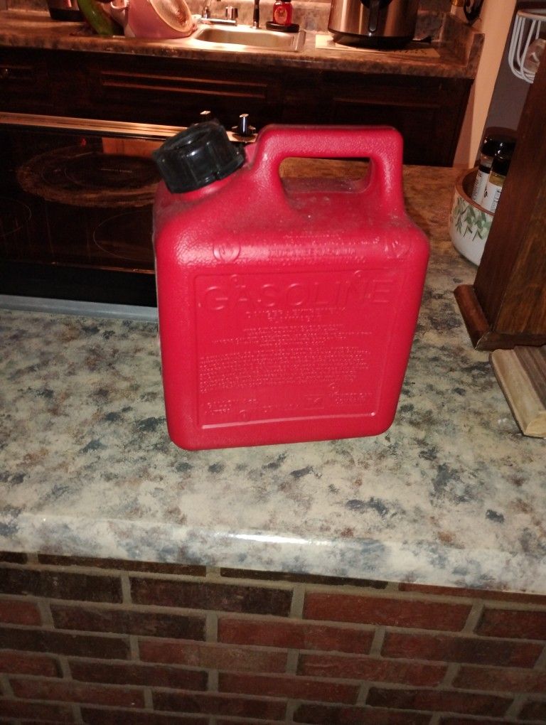 gasoline jug 