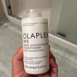 Olaplex shampoo, and conditioner I have