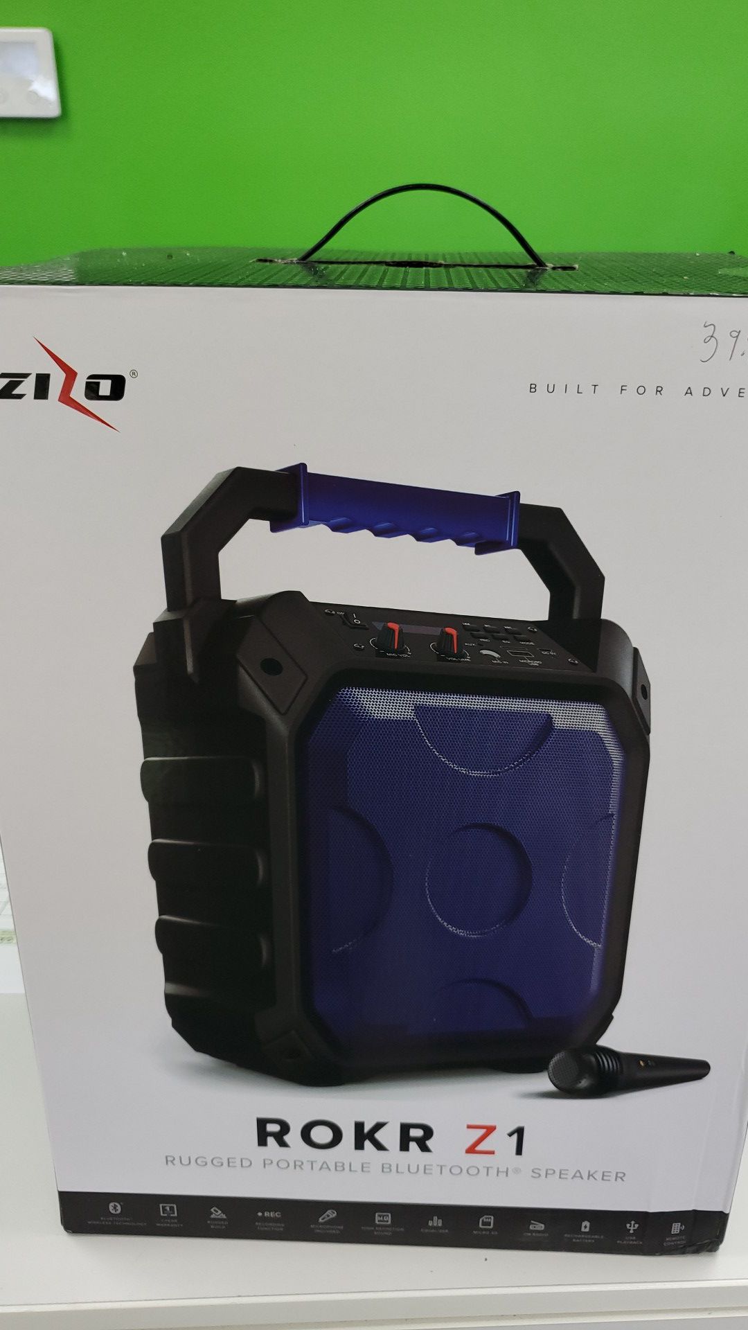 Rokr Z1 bluetooth speaker