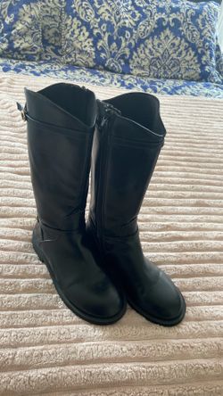SA R A  boots