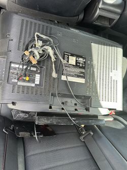 An LCD Tv 27inc