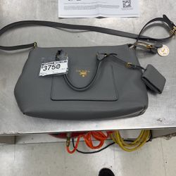 Prada Vitello Tote Bag Certified Authentic Entropy