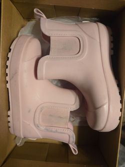 Pink BEARPAW Rain Boots