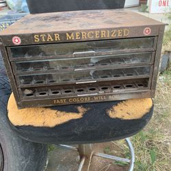VINTAGE STAR MERCERIZED SEWING COTTON DISPLAY CABINET  