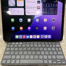 Apple iPad Pro 13” M4 Pro 256gb WiFi + Cellular Unlocked Pencil Pro Folio And Logi Keyboard $1800+ BUNDLE!