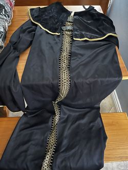 Men’s Cloak Costume