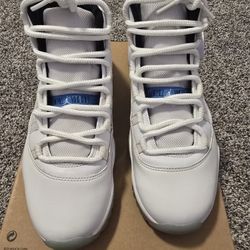 Jordan 11 Legend Blue Size 10
