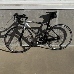 Giant TCR Full Carbon Road Bike Shimano 105 FSA Carbon Fiber Performance Racing Bike