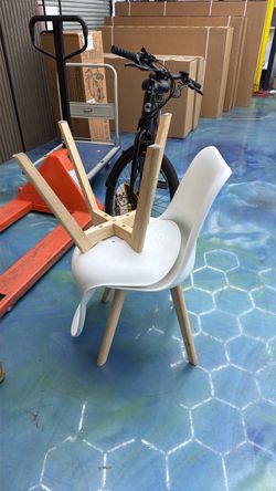 White Modern Dining Chair with Wood Legs