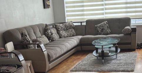 Natural Sectional (Valencia Grey)